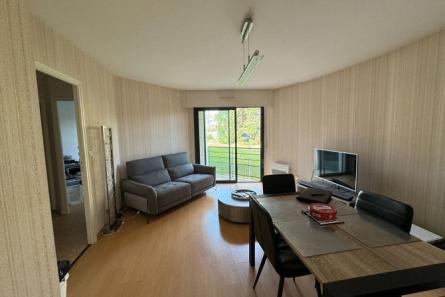 2 bedroom apartment in Laval