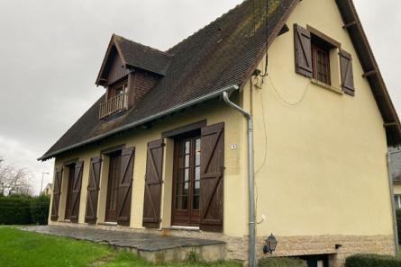 House in Cossé le Vivien