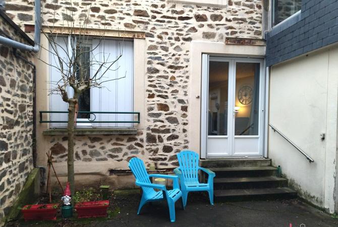 APPARTEMENT F3 à MAYENNE